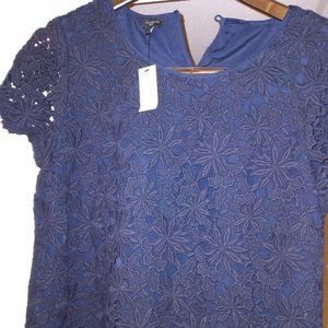 Ladies dress shirt